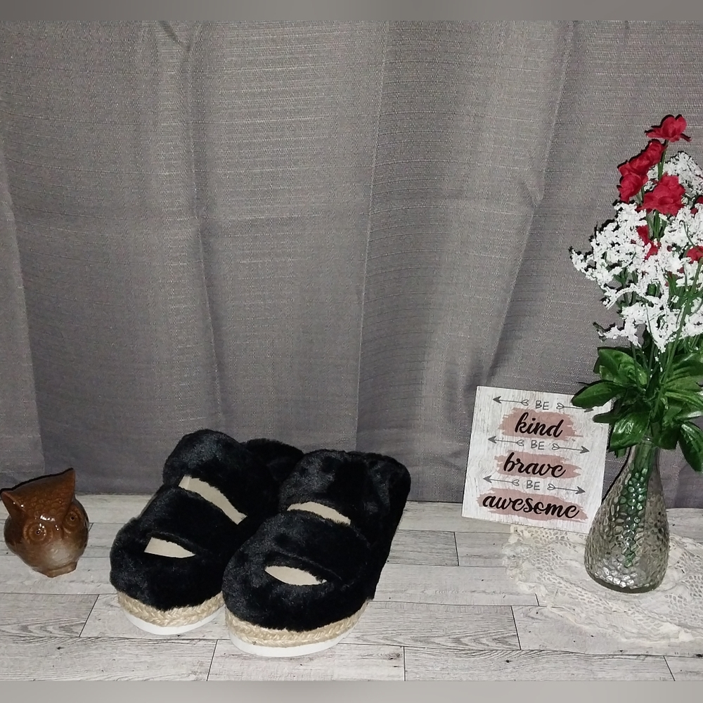 Platform sandals: Lyra